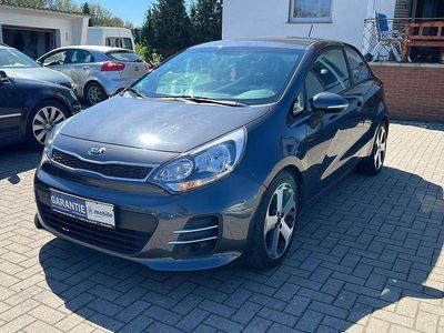 Second-hand Kia Rio 109 CP (80 kW) 2016 Platinum graphite Hatchback