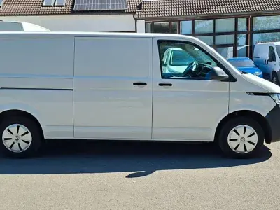 Gebraucht VW T6.1 110 PS (80 kW) 2021 Weiß Van