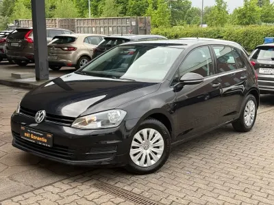 Gebraucht VW Golf VII Trendline 105 PS (77 kW) 2013 Schwarz Limousine