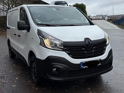 Gebraucht Renault Trafic 95 PS (69 kW) 2019 Weiß Van / Kleinbus