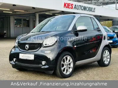 Usata Smart ForTwo Cabrio 90 CV (66 kW) 2017 Nero Cabrio