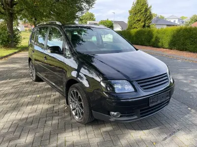 Gebraucht VW Touran Trendline 150 PS (110 kW) 2005 Schwarz Van / Kleinbus
