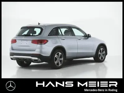 Gebraucht Mercedes GLC220 Advanced 194 PS (142 kW) 2023 Silber SUV