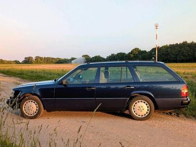 Mercedes E220