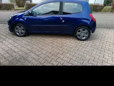 Używany Renault Twingo Initiale Paris 70 KM (51 kW) 2013 Niebieski Hatchback