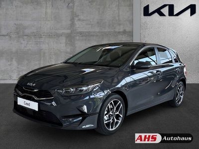 Neu Kia Ceed 140 PS (102 kW) 2025 Schwarz Kleinwagen