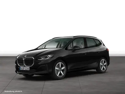 Gebraucht BMW 220 Active Tourer Luxury Line 156 PS (114 kW) 2025 Van / Kleinbus