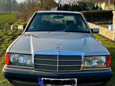 Gebraucht Mercedes 190 122 PS (89 kW) 1992 Beige Limousine