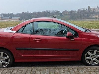 Usata Peugeot 207 CC 120 CV (88 kW) 2007 Rosso Cabrio