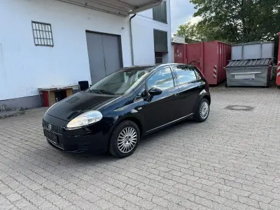 Gebraucht Fiat Grande Punto Dynamic 77 PS (56 kW) 2009 Schwarz Kleinwagen