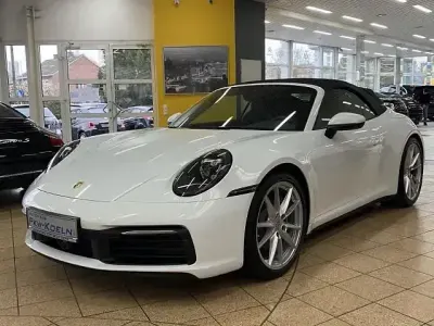 Usata Porsche 992 385 CV (283 kW) 2020 Bianco Cabrio