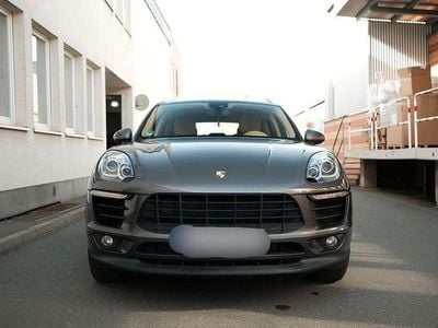 Grau Gebraucht 2015 Porsche Macan S SUV | 26.500 € (Fairer Preis)