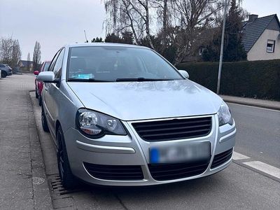 Gebraucht VW Polo 80 PS (58 kW) 2007 Grau Kleinwagen