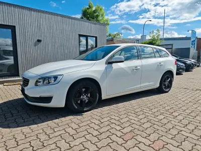 Gebraucht Volvo V60 Kinetic 136 PS (100 kW) 2014 Weiß Kombi