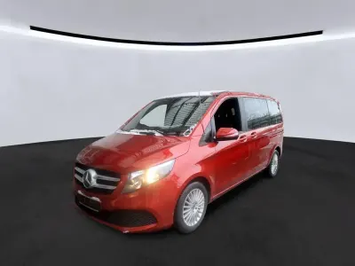 Gebraucht Mercedes V250 Edition 190 PS (139 kW) 2022 Rot Van / Kleinbus