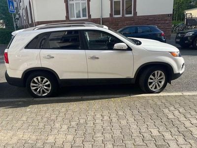 Weiß Gebraucht 2011 Kia Sorento Vision SUV | 7.500 € (Fairer Preis)