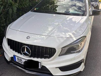 Mercedes CLA45 AMG Shooting Brake