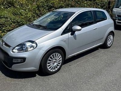 Usata Fiat Punto 69 CV (50 kW) 2011 Utilitaria