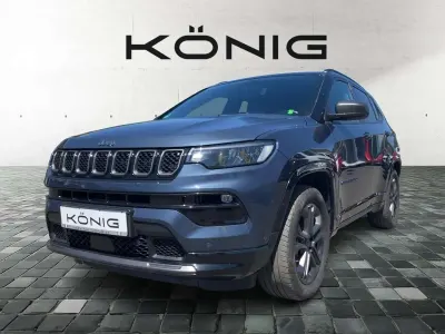 Gebraucht Jeep Compass 179 PS (131 kW) 2022 Blue shade metallic clear coat SUV