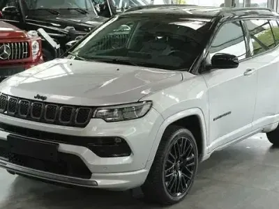 Gebraucht Jeep Compass 179 PS (131 kW) 2022 Grau SUV