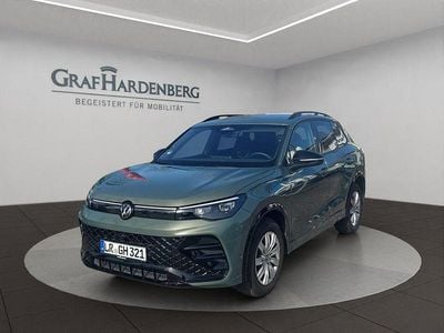 Gebraucht VW Tiguan R-line 150 PS (110 kW) 2025 Grün SUV