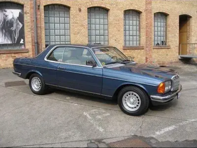 Gebraucht Mercedes 280 252 PS (185 kW) 1981 Blau Coupé