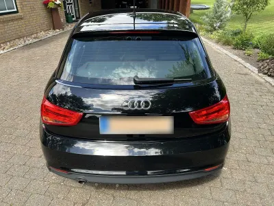 Gebraucht Audi A1 Sportback 95 PS (69 kW) 2015 Schwarz Kleinwagen