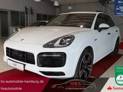 Usata Porsche Cayenne Platinum Edition 462 CV (339 kW) 2023 Bianco SUV