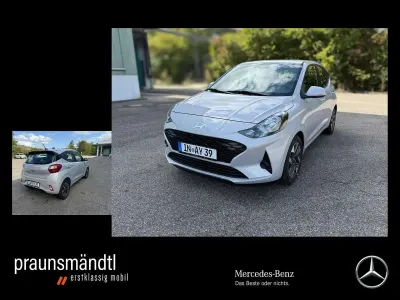 Gebraucht Hyundai i10 Trend 63 PS (46 kW) 2025 Lumen grey / mic Kleinwagen