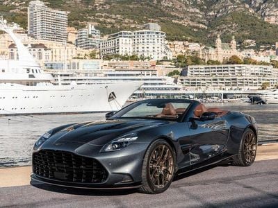 Neu Aston Martin Vanquish 835 PS (614 kW) 2025 Grau Cabrio