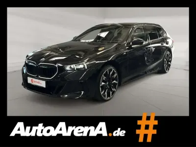 Gebraucht BMW 540 M Sport 286 PS (210 kW) 2025 Black sapphire metallic Kombi
