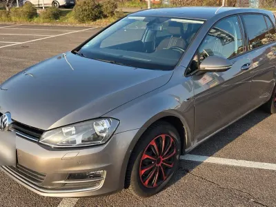 Gebraucht VW Golf VII LOUNGE 150 PS (110 kW) 2015 Grau Limousine