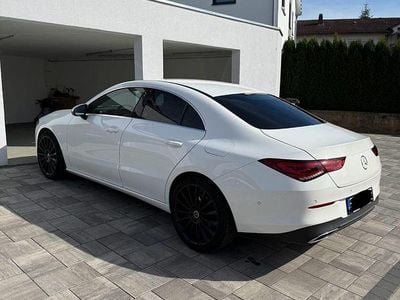Mercedes CLA200