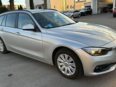 Silber Gebraucht 2017 BMW 318 Kombi | 15.000 € (Fairer Preis)