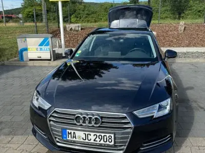 Gebraucht Audi A4 Sport 150 PS (110 kW) 2017 Blau Kombi