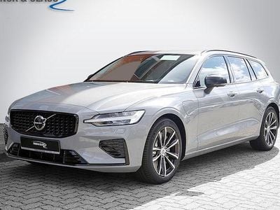 Neu Volvo V60 Plus 336 PS (247 kW) 2026 Grau Kombi