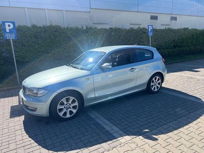 Second-hand BMW 116 122 CP (89 kW) 2007 Verde Hatchback