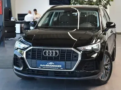 Gebraucht Audi Q3 Basis 150 PS (110 kW) 2021 Schwarz SUV