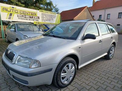 gebraucht Skoda Octavia 1.6 Selection *1.Hand*KLIMA*AHK*TÜV&Service NEU