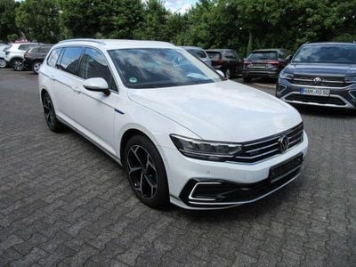 Gebraucht VW Passat GTE 218 PS (160 kW) 2021 Pure white Kombi