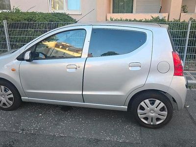 Nissan Pixo