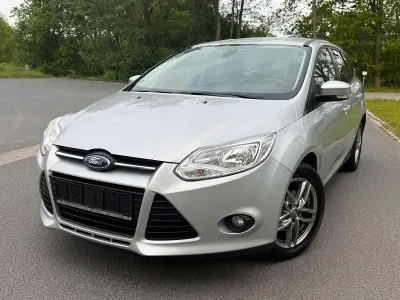 Używany Ford Focus 115 KM (84 kW) 2013 Srebrny Kombi