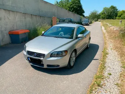 Usata Volvo C70 Summum 220 CV (161 kW) 2006 Argento Cabrio