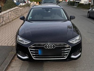 Gebraucht Audi A4 163 PS (119 kW) 2020 Schwarz Kombi