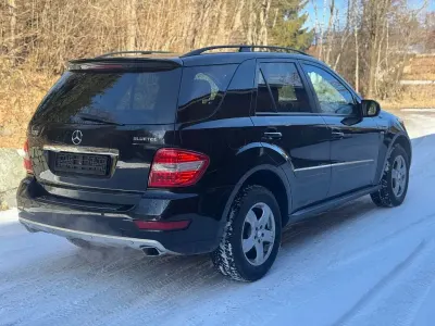 Brugt Mercedes ML350 211 HK (155 kW) 2009 Sort SUV