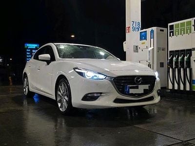 Weiß Gebraucht 2017 Mazda 3 Kleinwagen | 13.000 € (Fairer Preis)