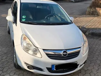 Gebraucht Opel Corsa 69 PS (50 kW) 2010 Weiß Kleinwagen