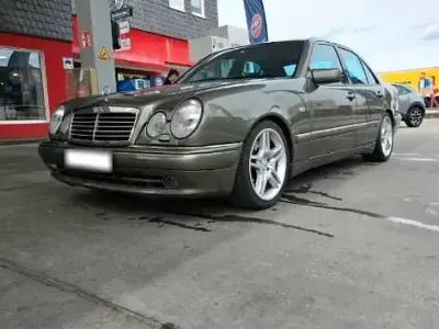 Gebraucht Mercedes E50 AMG AMG 347 PS (255 kW) 1997 Grün Limousine