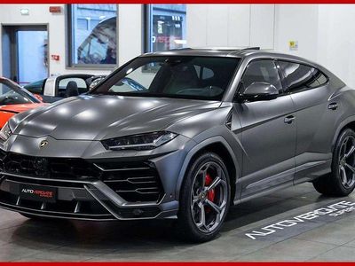 Grau Gebraucht 2022 Lamborghini Urus SUV | 229.000 €