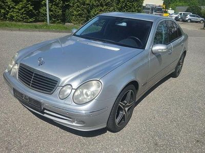 Mercedes E320